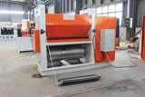 Flattening machine for expanded mesh